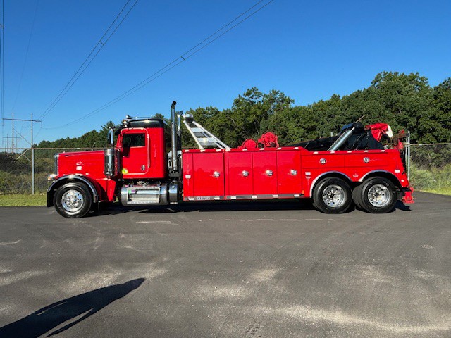 2019 Peterbilt 389 Wrecker (Key# 5308) 2